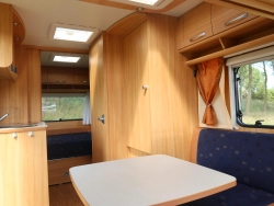 Dethleffs Camper 430