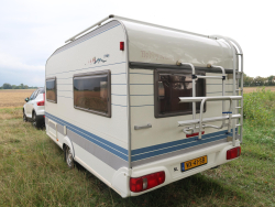 Hobby De Luxe 400 SB