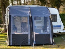 Hobby De Luxe 400 SB