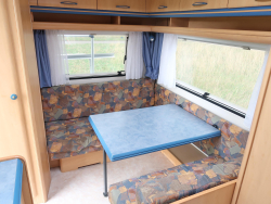 Hobby De Luxe 400 SB